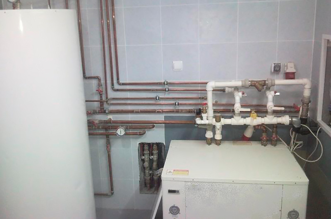 Instalatie geotermală